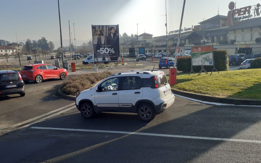 Campagna pubblicitaria Conbipel con camion vela sulle strade italiane